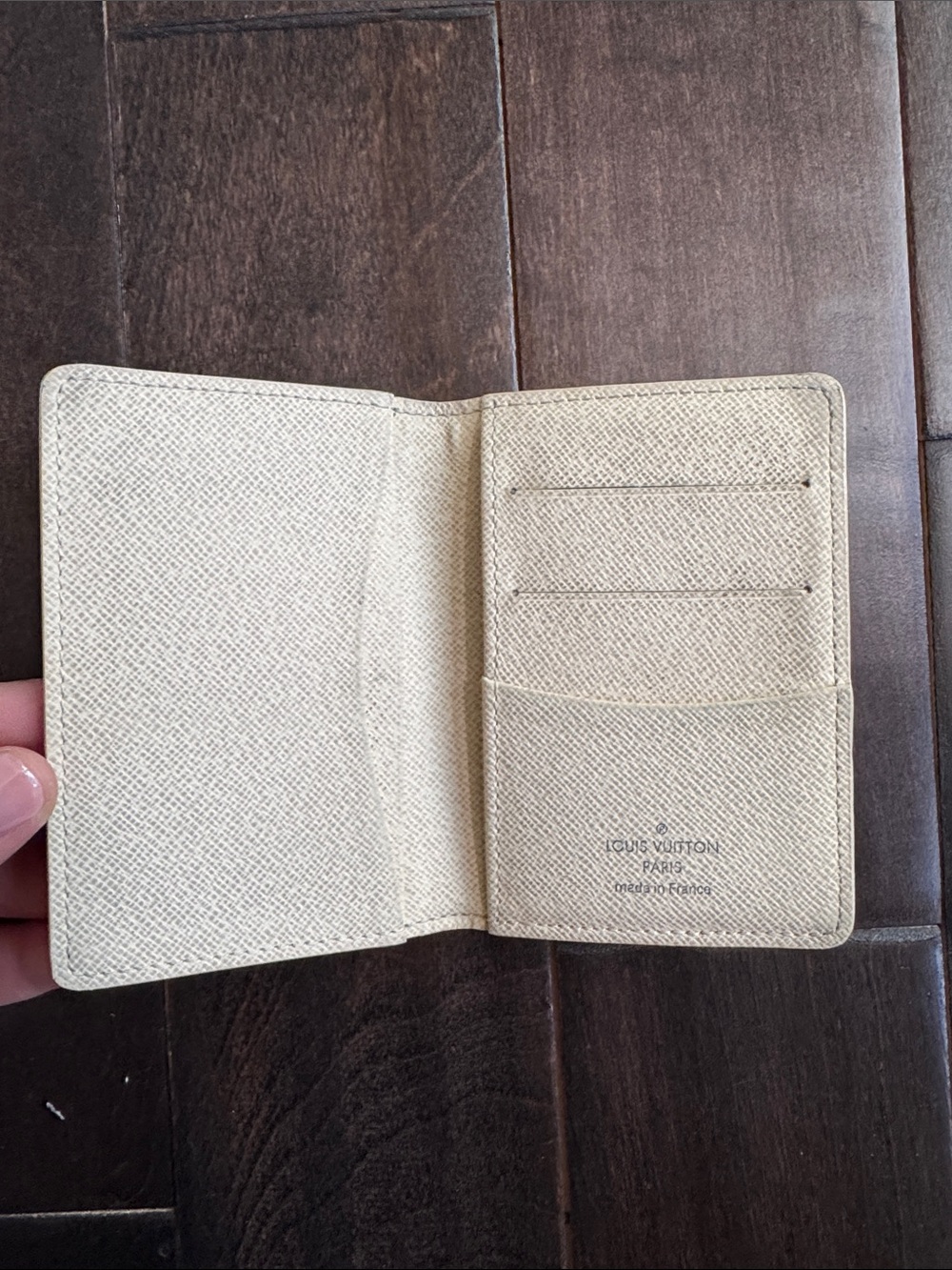 Louis Vuitton Damier Azur Passport Holder Card Wallet - Picture 5 of 12